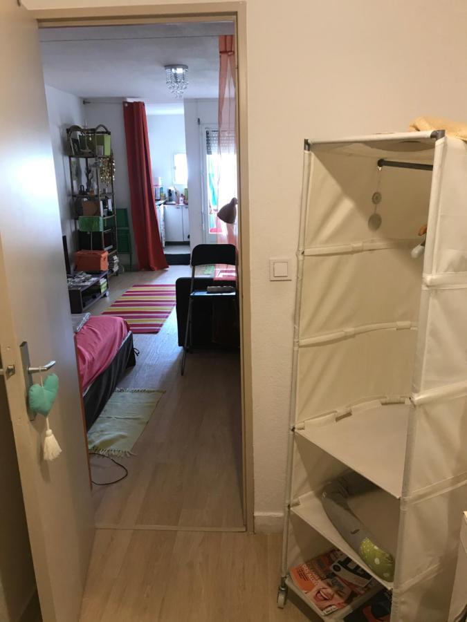 Joli Studio Avec Jardinet Avignon Eksteriør billede
